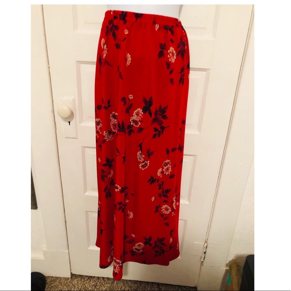 Vintage Leslie fay floral maxi skirt size 18